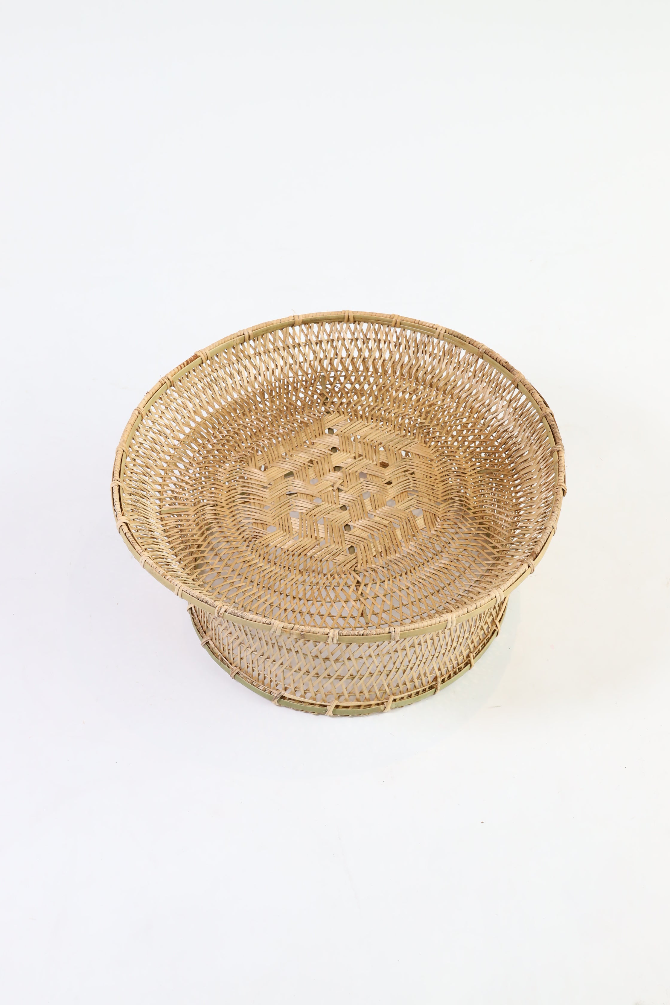 竹製円卓 TR-3L] タイ・ルー族 竹製 喫茶専用円卓 直径55.5cm 淡色 L | mrak